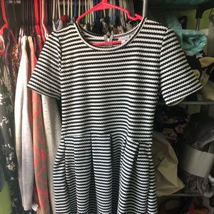 Lularoe Amelia size XL
